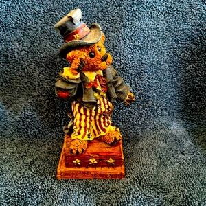 Boyd’s Bears Collection, Bearstone Collection Land of Liberty figurine